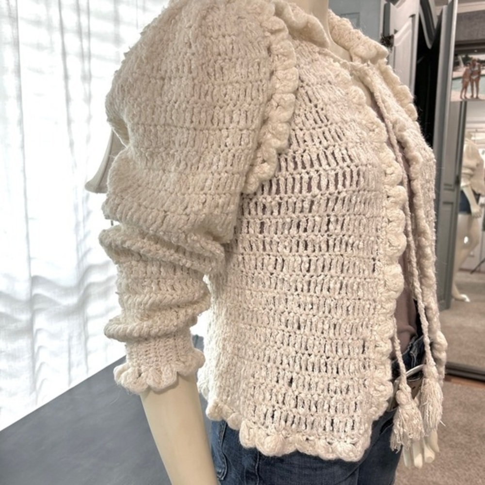 VINTAGE DESIGNER GIL AIMBEZ 1980’s Designer Avant- Garde Ivory Cardigan Sweater